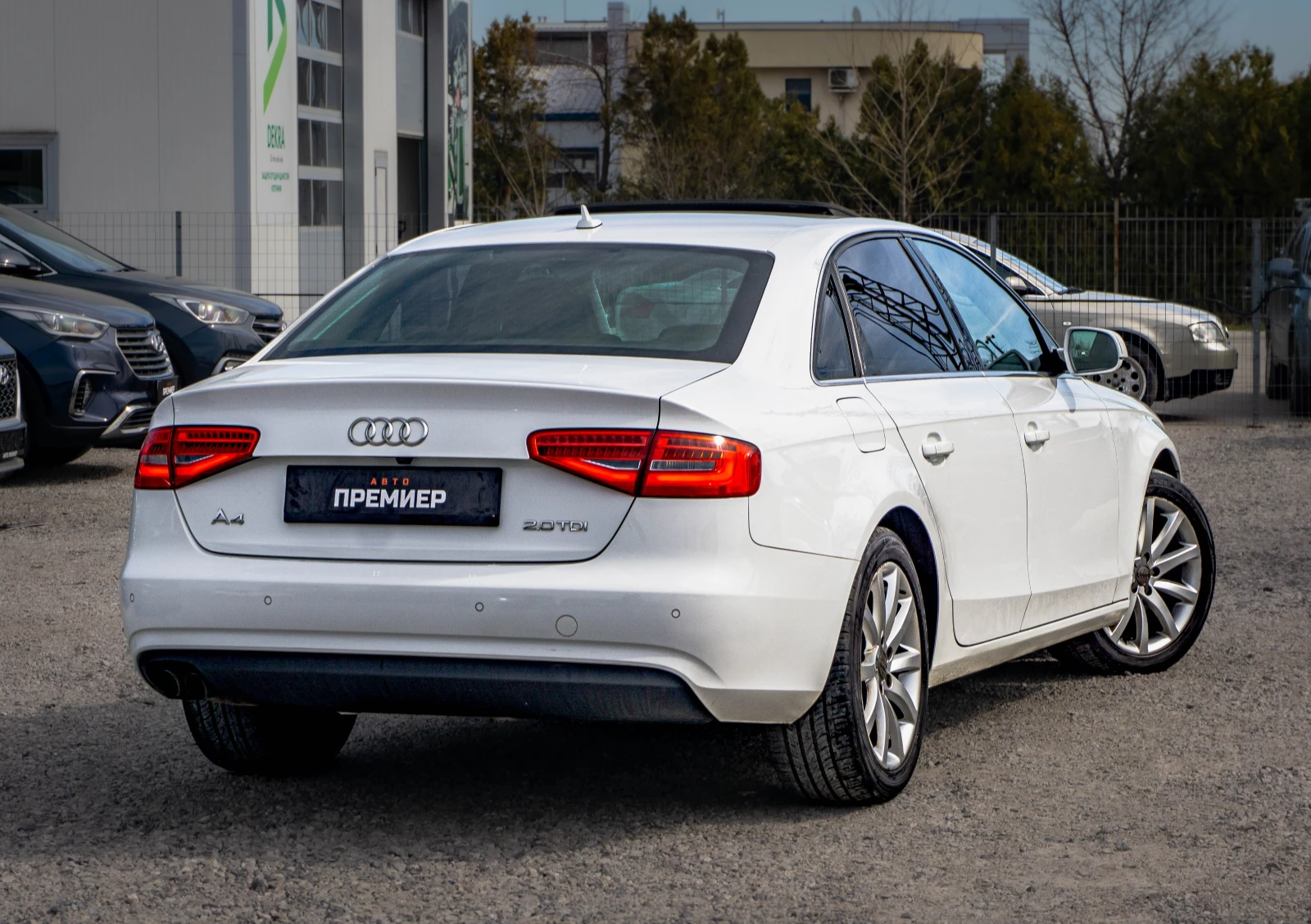 Audi A4 2.0TDI-СУПЕР СЪСТОЯНИЕ-РЕАЛНИ КМ., снимка 4 - Автомобили и джипове - 53782081