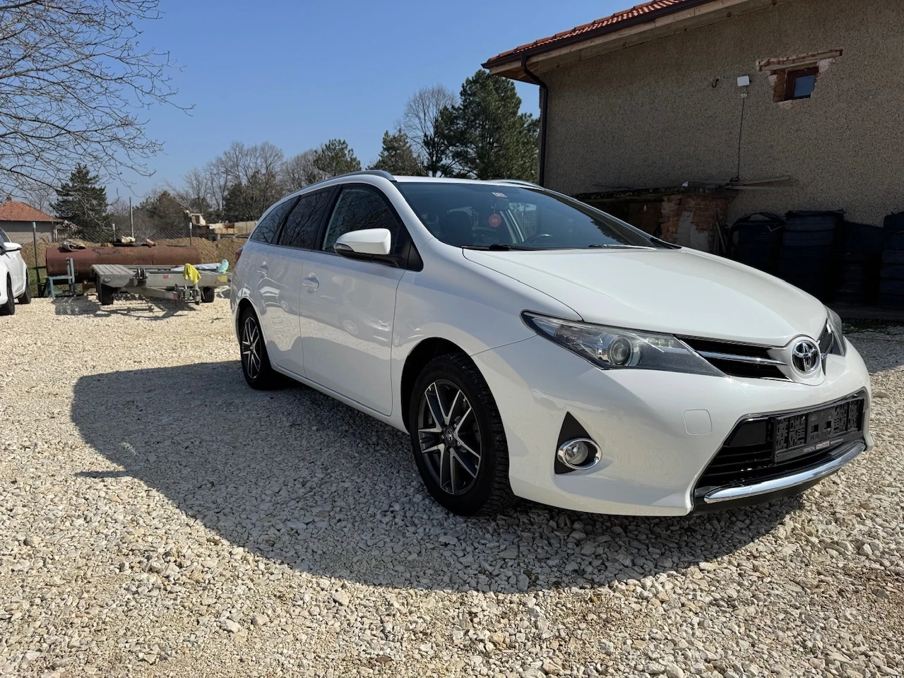 Toyota Auris 1.6i , снимка 7 - Автомобили и джипове - 53846411