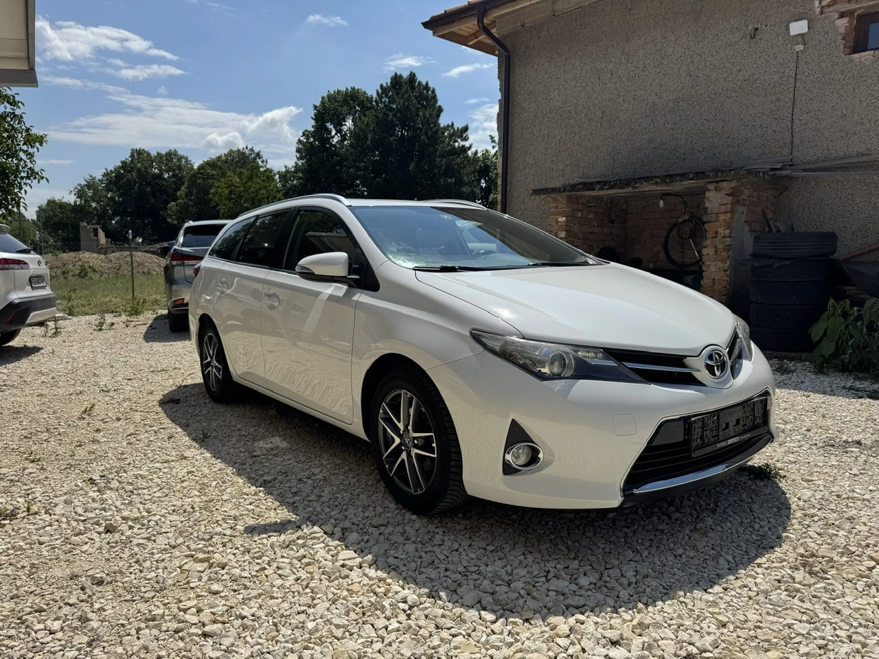 Toyota Auris 1.6i , снимка 7 - Автомобили и джипове - 55256810