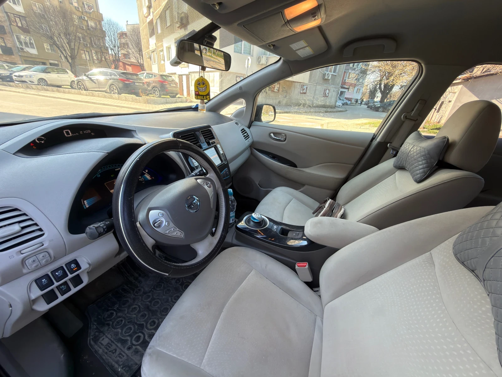 Nissan Leaf , снимка 10 - Автомобили и джипове - 53960872