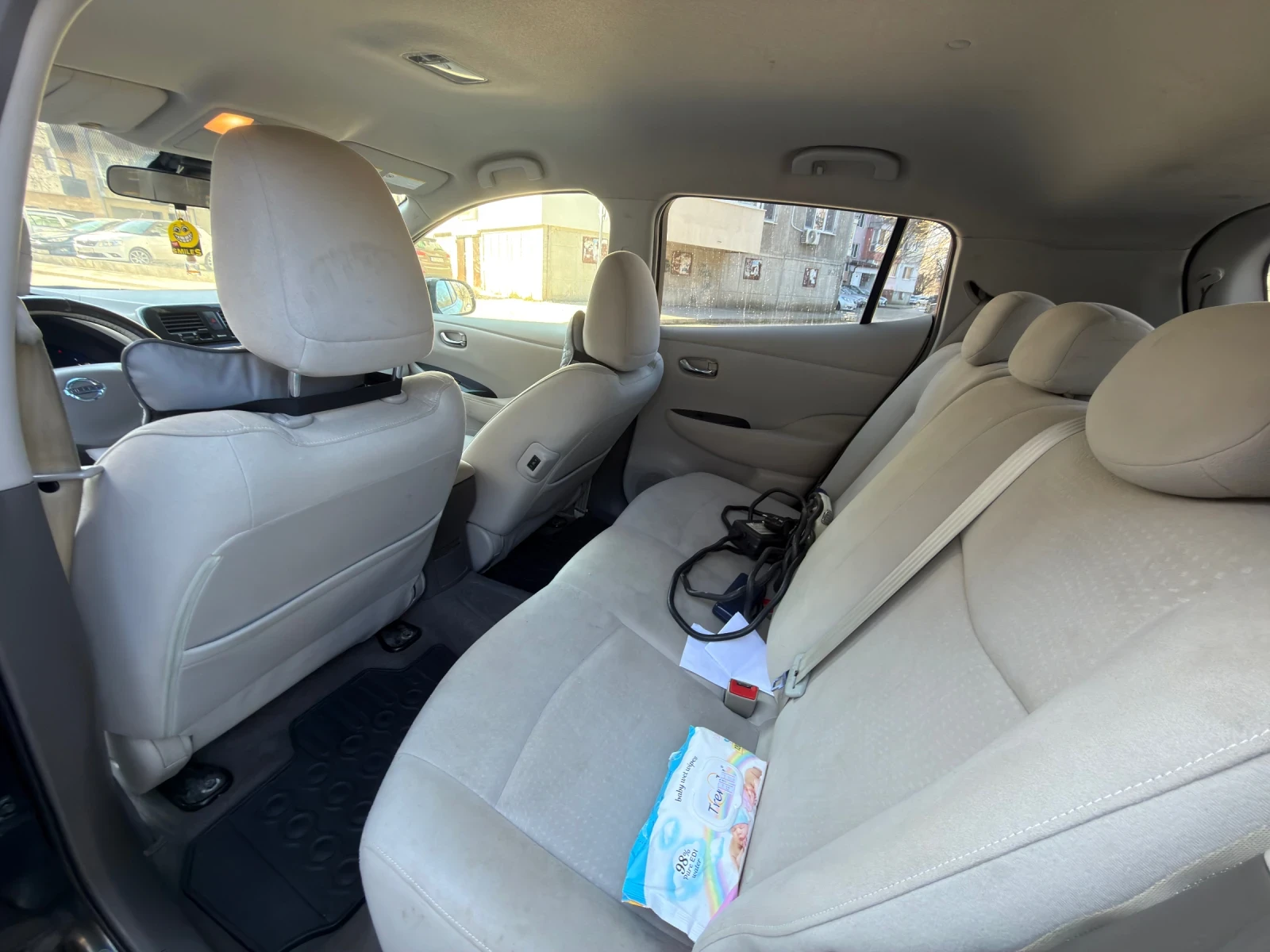 Nissan Leaf , снимка 9 - Автомобили и джипове - 53960872