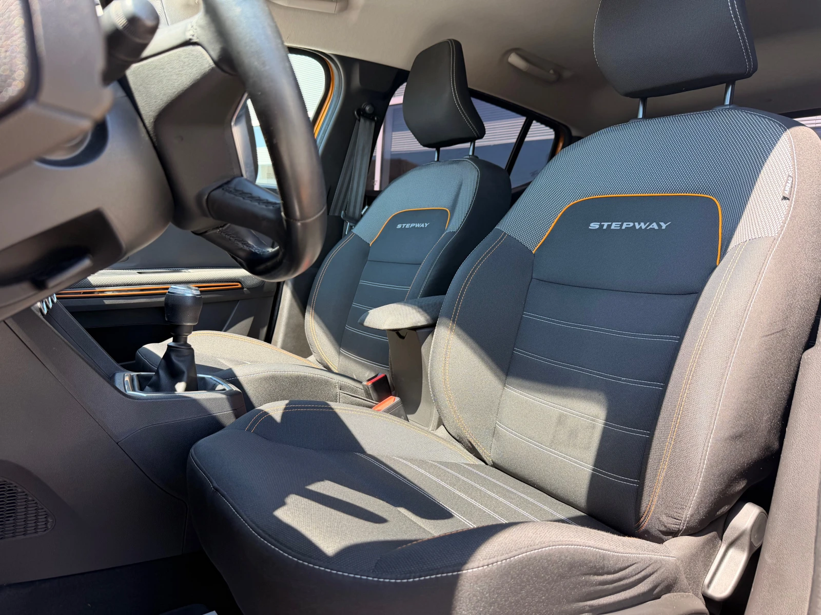 Dacia Sandero Stepway/  100 к.с. / Еco -G, снимка 14 - Автомобили и джипове - 54454108