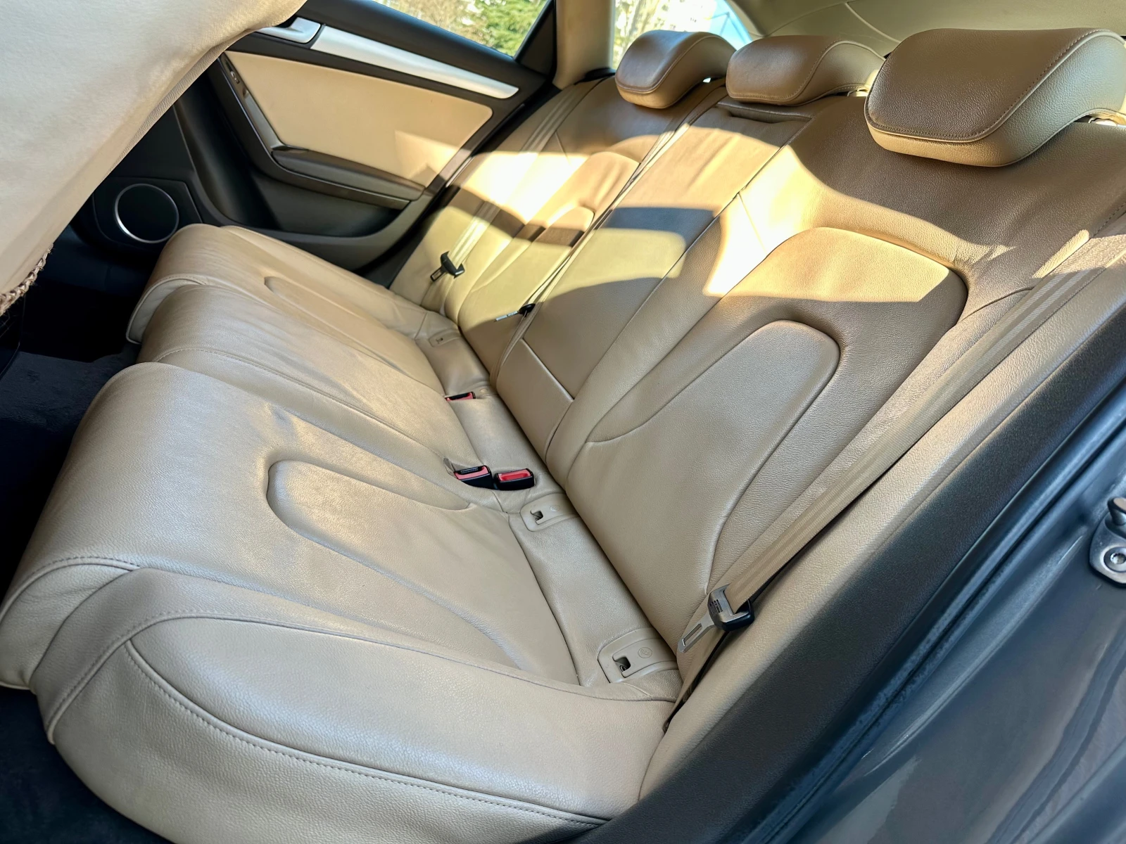 Audi A4 Allroad 2.0 TDI * BANG&OLUFSEN* QUATTRO* , снимка 13 - Автомобили и джипове - 54511185