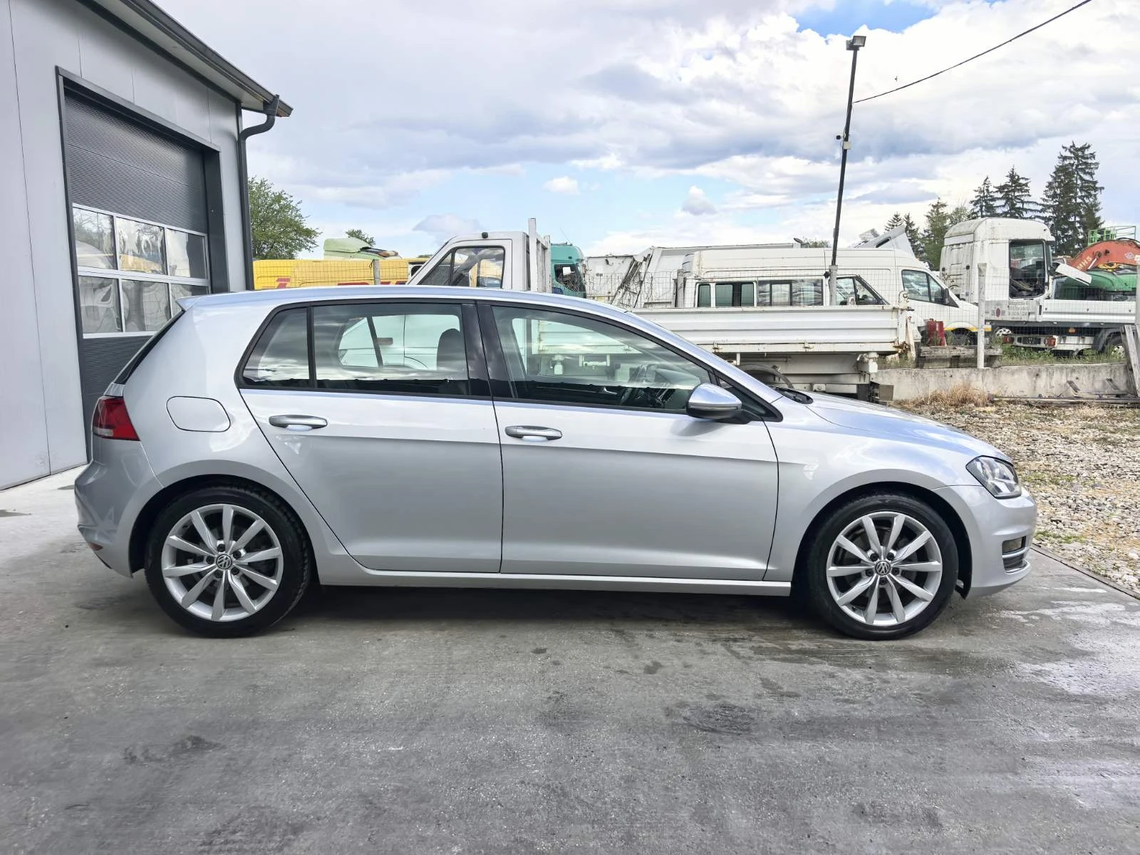 VW Golf 2.0tdi HIGHLINE, снимка 8 - Автомобили и джипове - 54567560