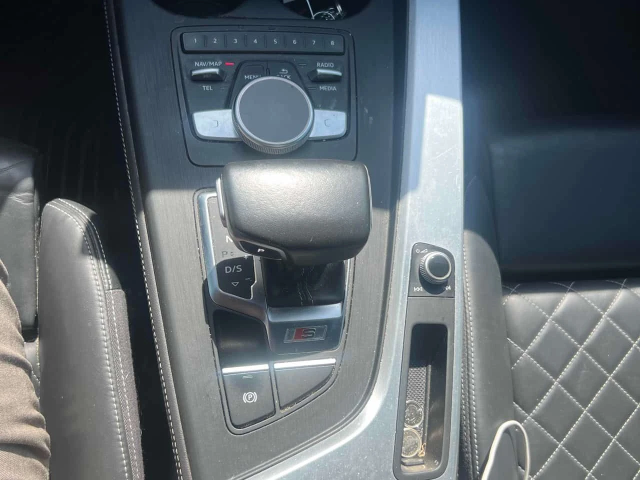 Audi S4 QUATTRO * ГЛАВНО ПРЕДСТАВИТЕЛСТВО НА AUDI* , снимка 11 - Автомобили и джипове - 54888247