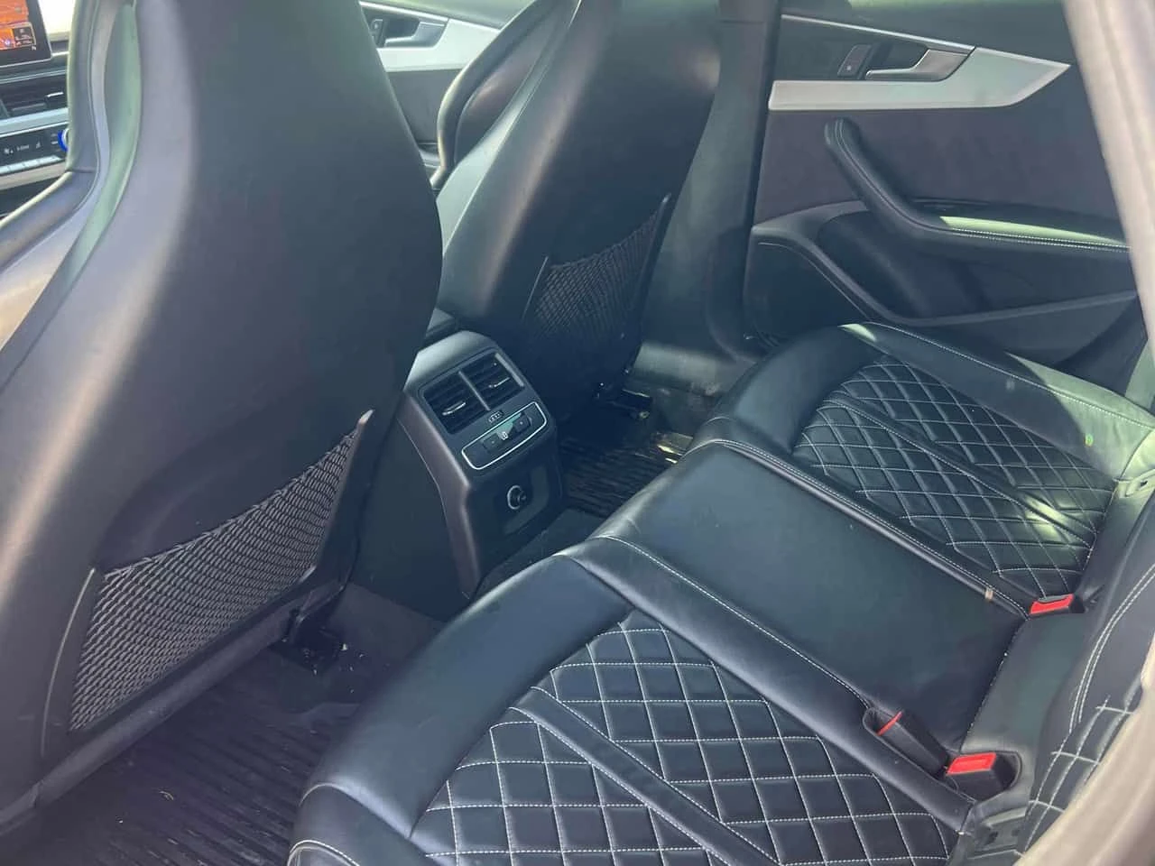 Audi S4 QUATTRO * ГЛАВНО ПРЕДСТАВИТЕЛСТВО НА AUDI* , снимка 13 - Автомобили и джипове - 54888247