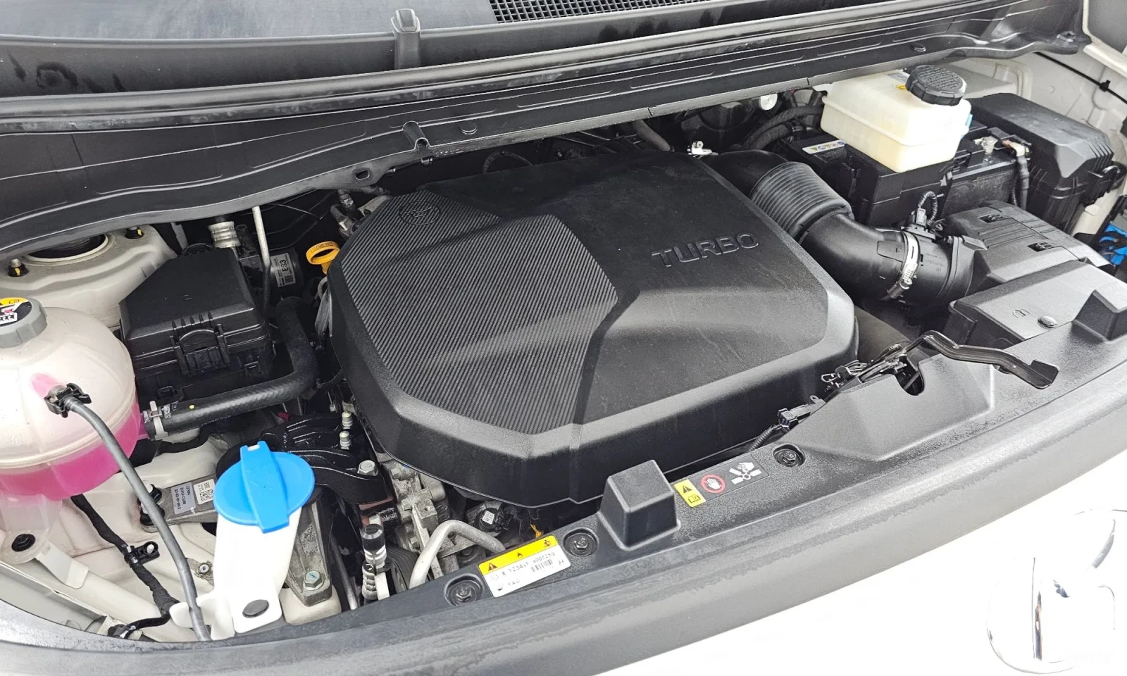 Hyundai Staria 5SEATER* LOUNGE* 116000KM!!!!, снимка 6 - Автомобили и джипове - 55049961