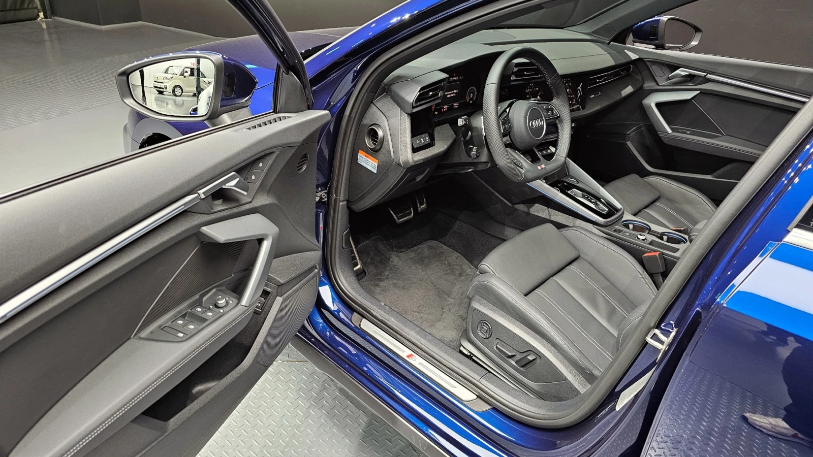 Audi A3 | 2.0 TFSI | S line | Virtual Cockpit | , снимка 9 - Автомобили и джипове - 55220094