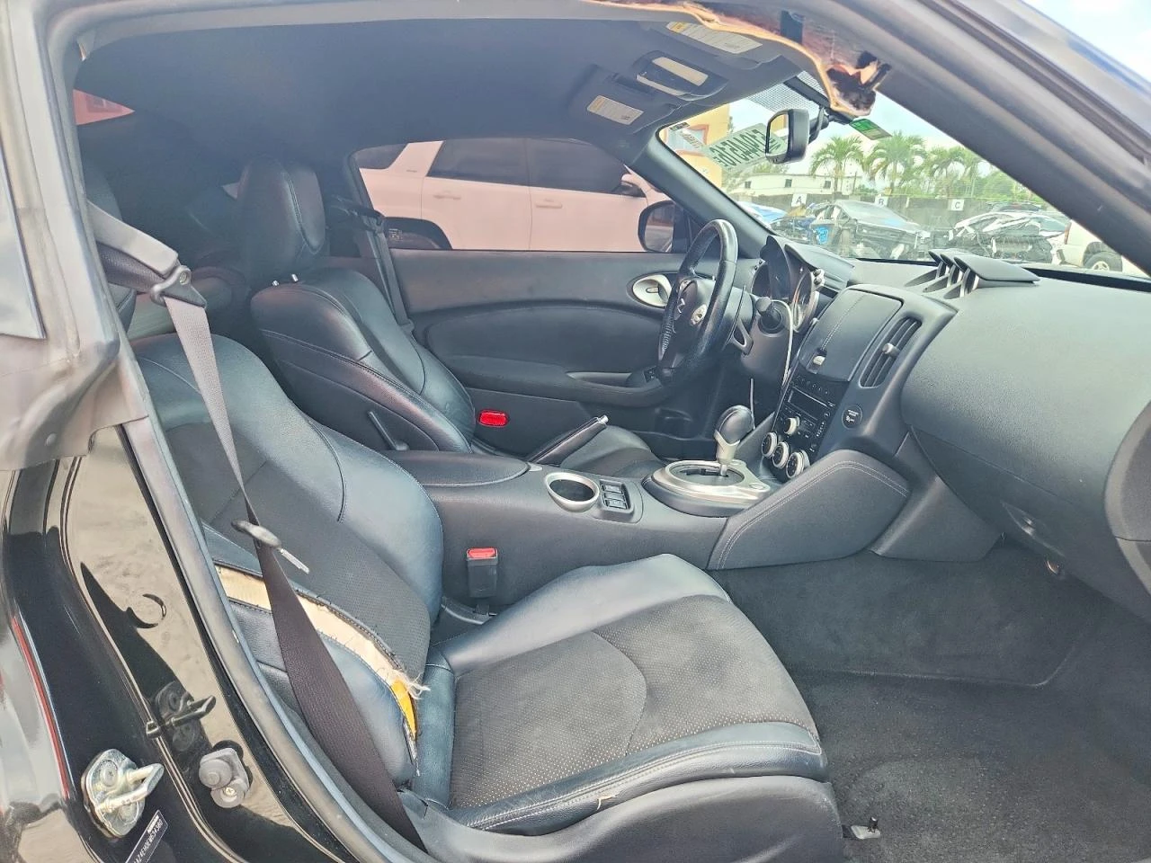 Nissan 370Z Touring* 3.7* , снимка 8 - Автомобили и джипове - 55433033