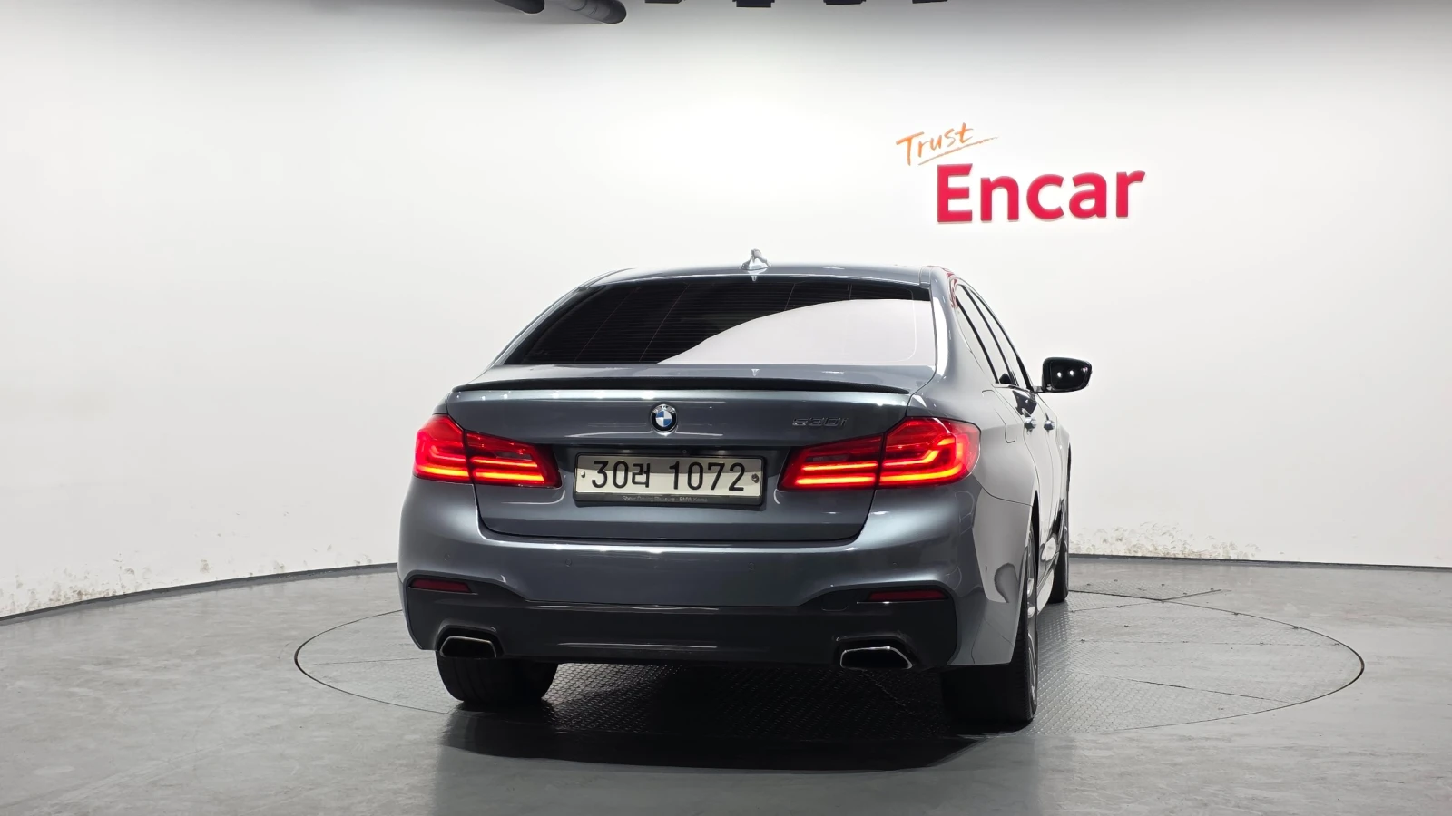 BMW 530 i M Sport Plus, снимка 4 - Автомобили и джипове - 55477535