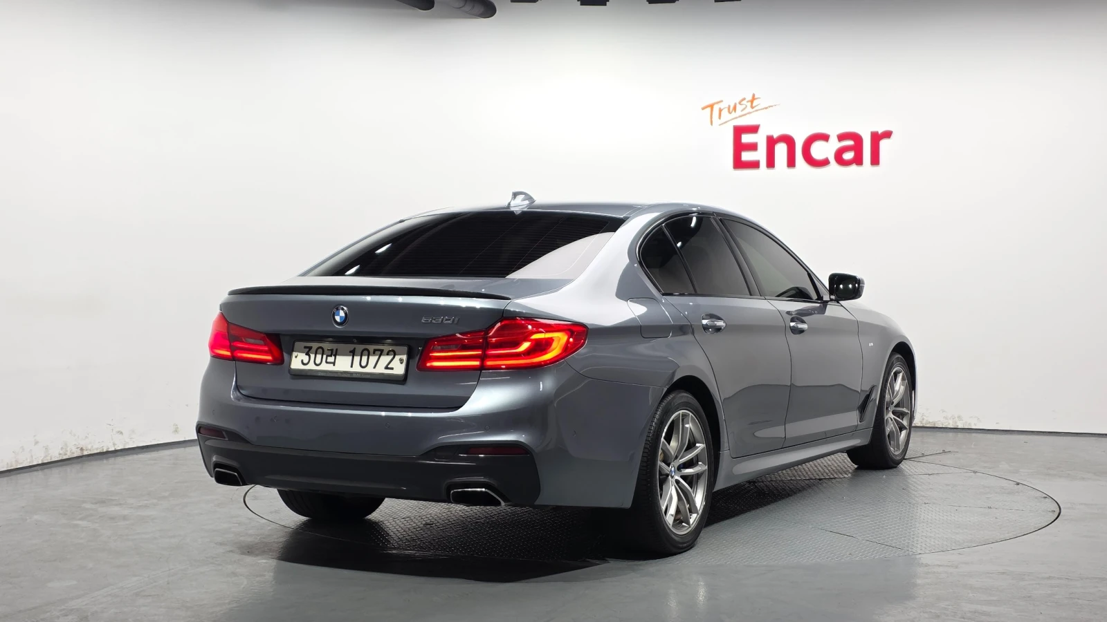 BMW 530 i M Sport Plus, снимка 2 - Автомобили и джипове - 55477535