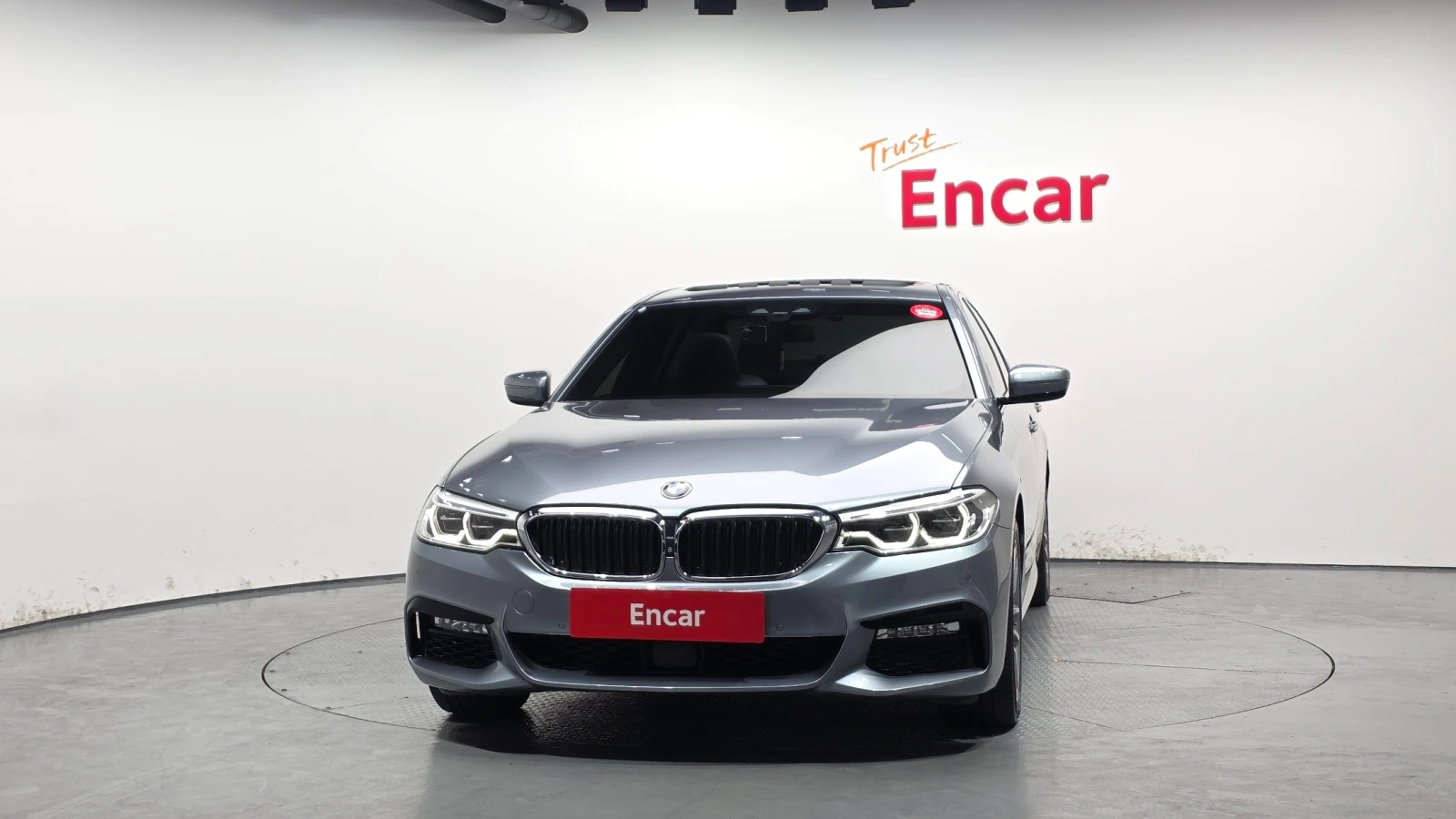 BMW 530 i M Sport Plus, снимка 3 - Автомобили и джипове - 55477535