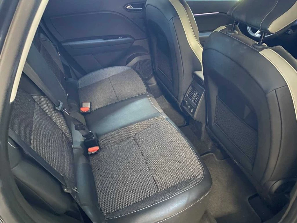 Renault Captur 1.6 Intens - Hybrid, снимка 8 - Автомобили и джипове - 55706955