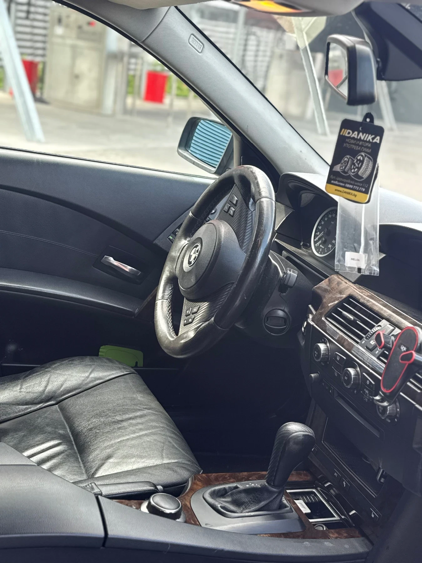 BMW 530, снимка 6 - Автомобили и джипове - 56011510