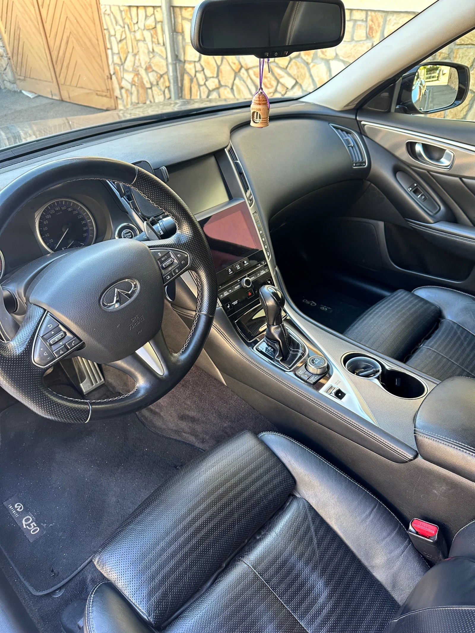 Infiniti Q50, снимка 10 - Автомобили и джипове - 56447269