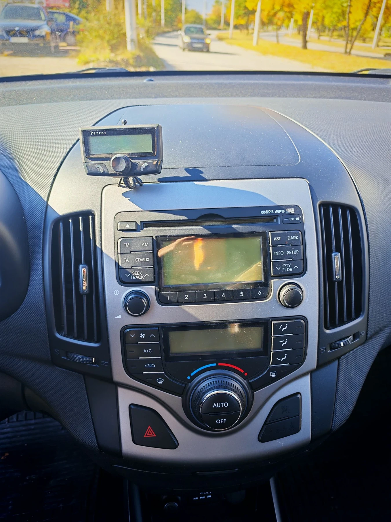 Hyundai I30 1.6 ����� 2010 �������� ������� | Mobile.bg � ����������� 15