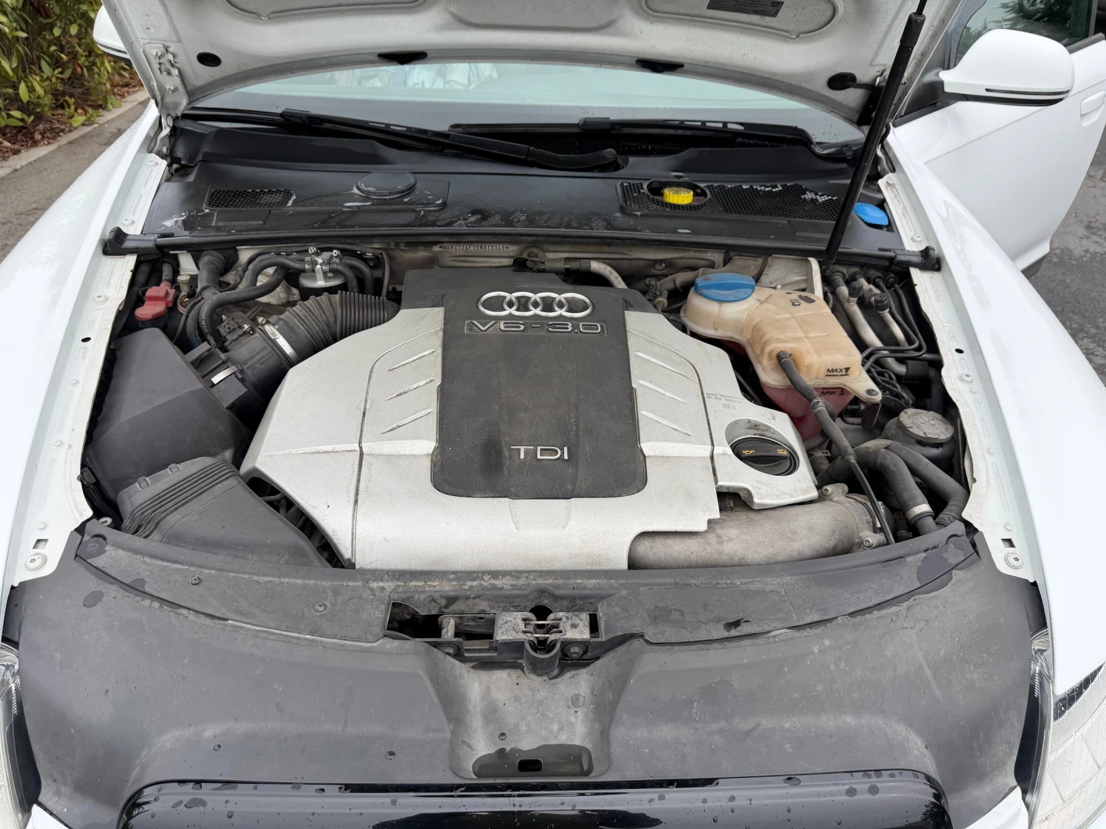 Audi A6 3.0TDI Facelift 3xSline, снимка 11 - Автомобили и джипове - 56543861