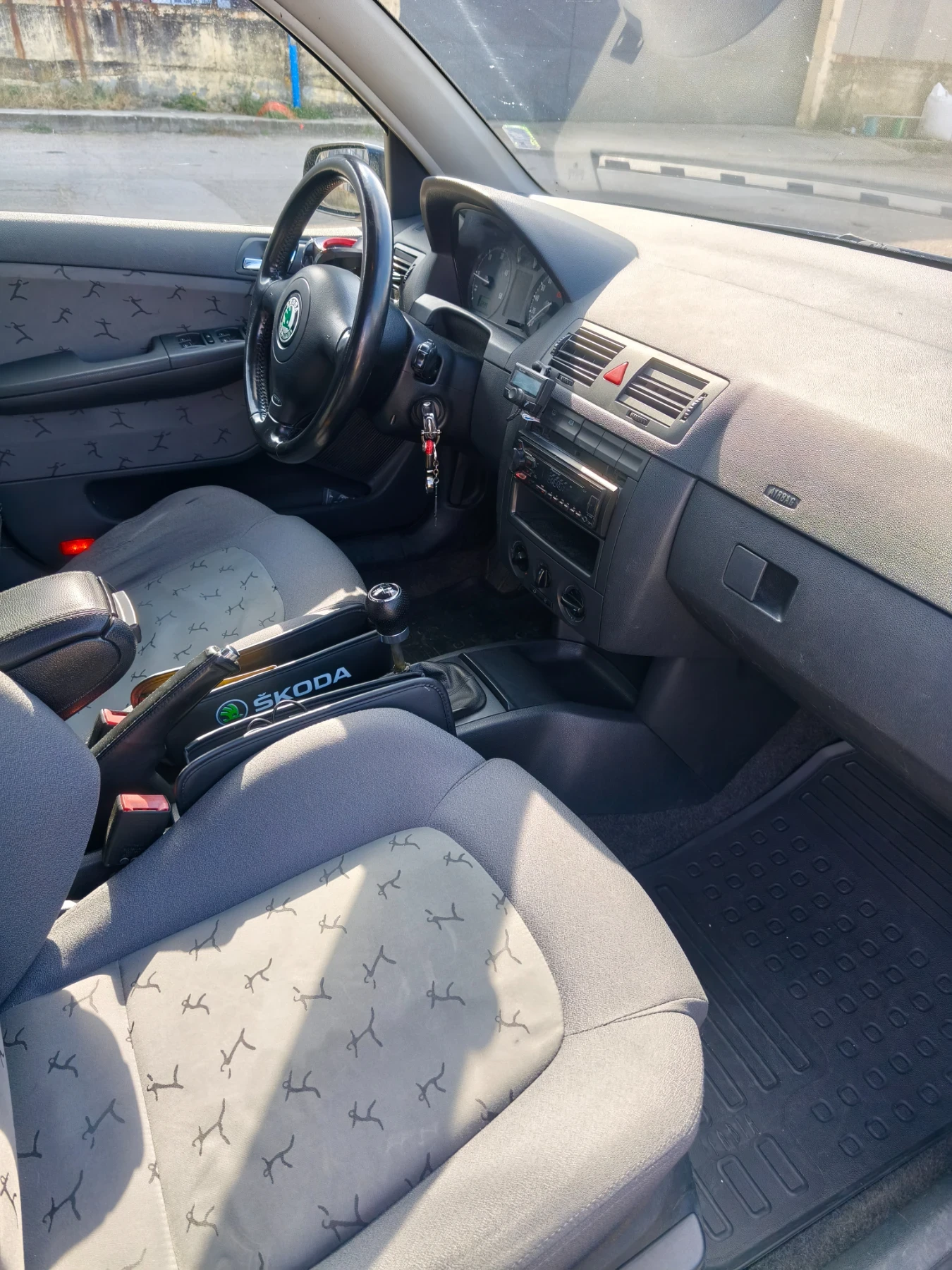 Skoda Fabia 1.4 TDI, снимка 10 - Автомобили и джипове - 56682367