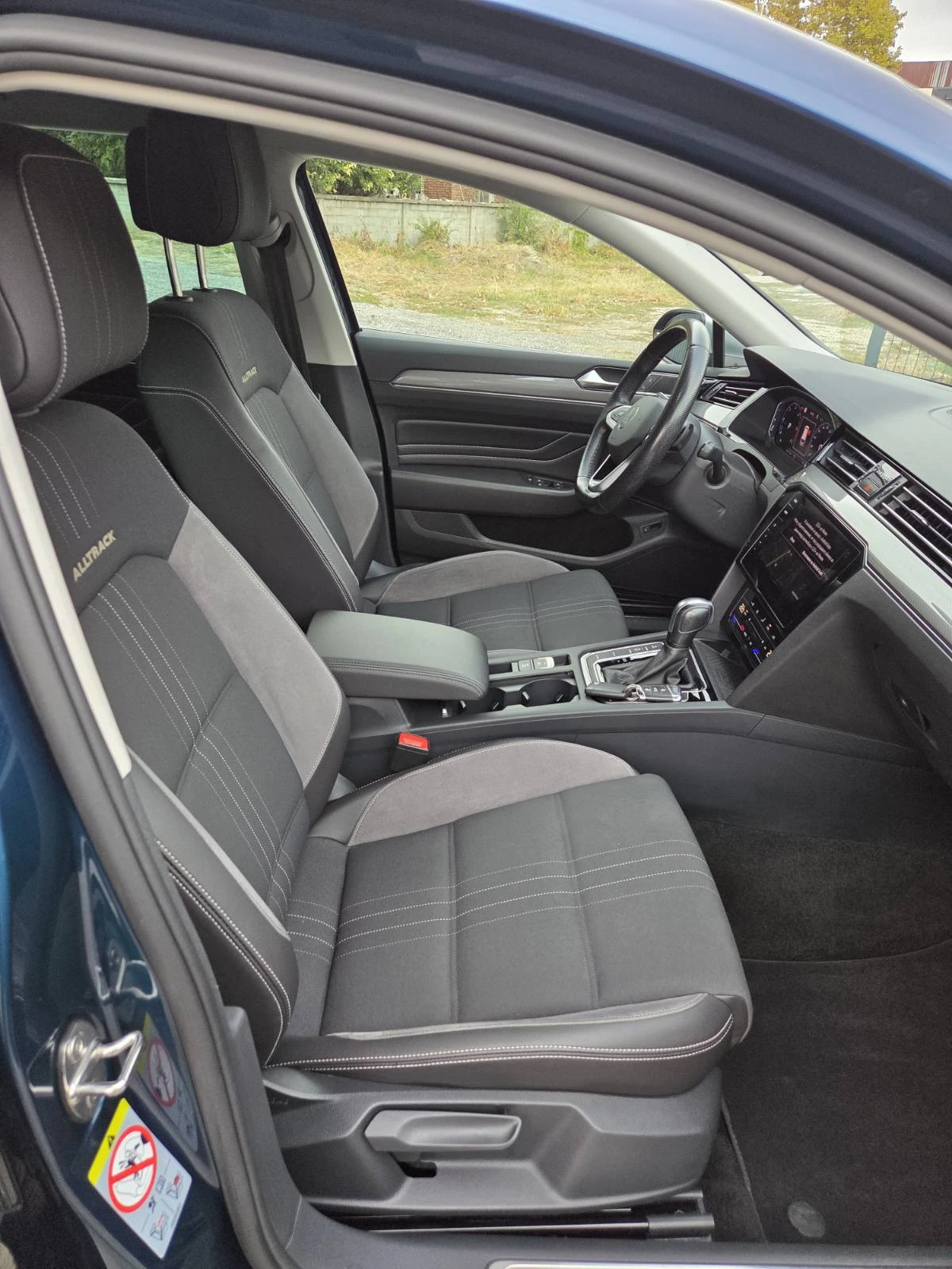 VW Passat 2.0TDI ALLTRACK, снимка 16 - Автомобили и джипове - 56725218