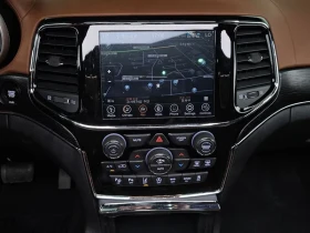 Jeep Cherokee 3.6 Summit/ HARMAN K/ DIST/ PANO/ ПАМЕТ/ ОБДУХВАНЕ, снимка 14