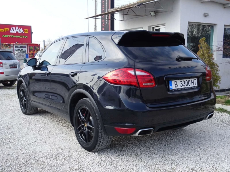 Porsche Cayenne 3.0, снимка 5 - Автомобили и джипове - 44378184