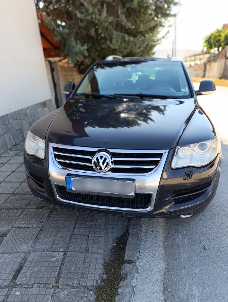 VW Touareg 3.0 TDI, снимка 2 - Автомобили и джипове - 47642615