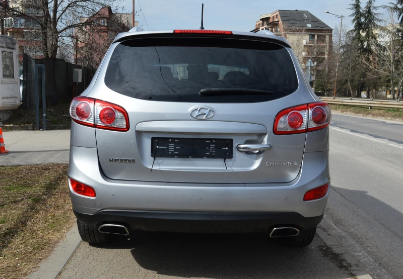 Hyundai Santa fe 2.4i 4X4 - FULL 7 МЕСТЕН - ШВЕЙЦАРИЯ, снимка 5 - Автомобили и джипове - 49451043