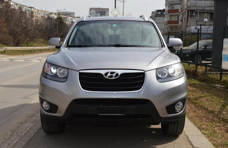 Hyundai Santa fe 2.4i 4X4 - FULL 7 МЕСТЕН - ШВЕЙЦАРИЯ, снимка 2 - Автомобили и джипове - 49451043