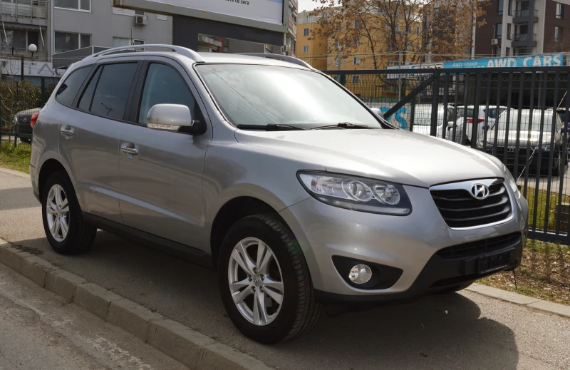 Hyundai Santa fe 2.4i 4X4 - FULL 7 МЕСТЕН - ШВЕЙЦАРИЯ, снимка 3 - Автомобили и джипове - 49451043