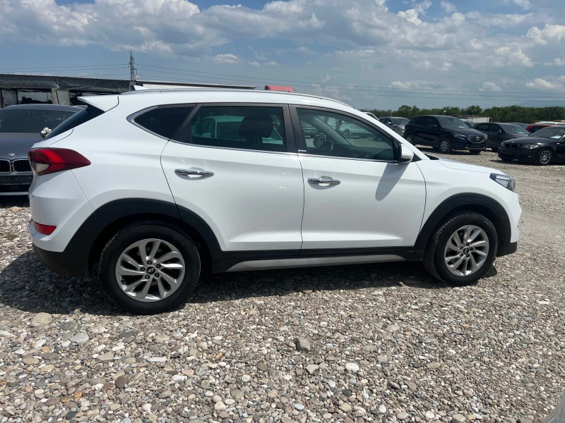 Hyundai Tucson 1.7 CRDI X POSIBLE, снимка 5 - Автомобили и джипове - 50401781