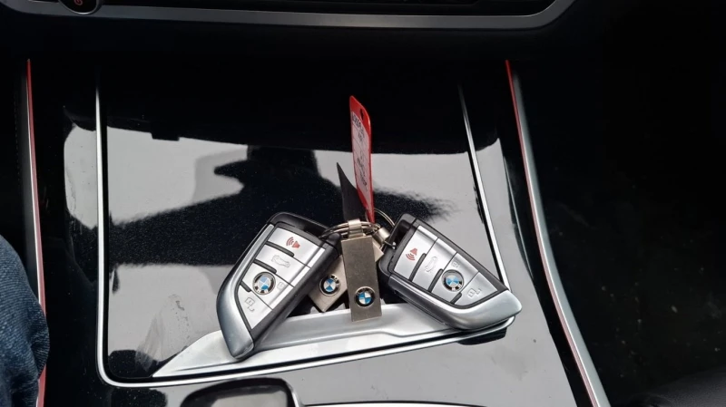 BMW X5 * xDrive40i * CARFAX * БЕЗ ПЪРВОНАЧАЛНА ВНОСКА, снимка 16 - Автомобили и джипове - 53102587