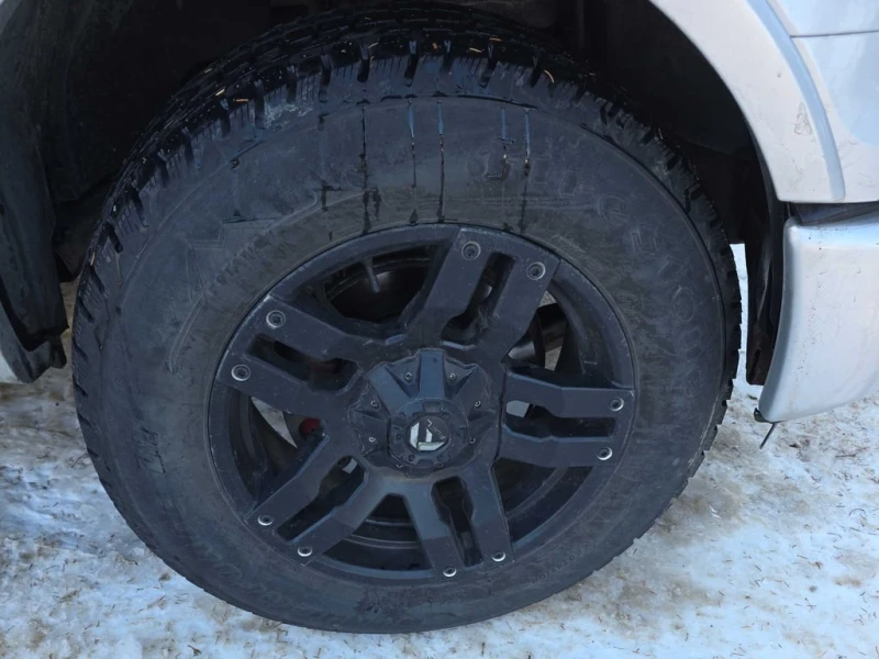 Ford F150 2016 4WD SuperCrew * CARFAX * БЕЗ ПЪРВОНАЧАЛНА, снимка 14 - Автомобили и джипове - 53140324