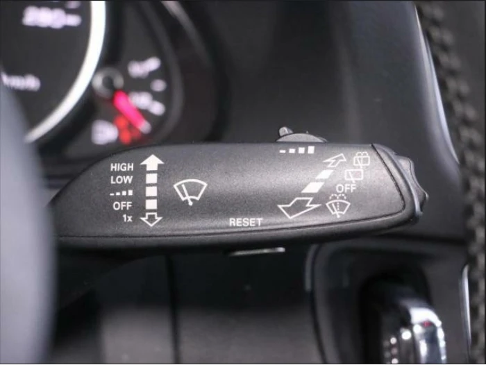 Audi Q5 3000 к. 258 к.с. (190w) S-LINE quatro Швейцария - изображение 10