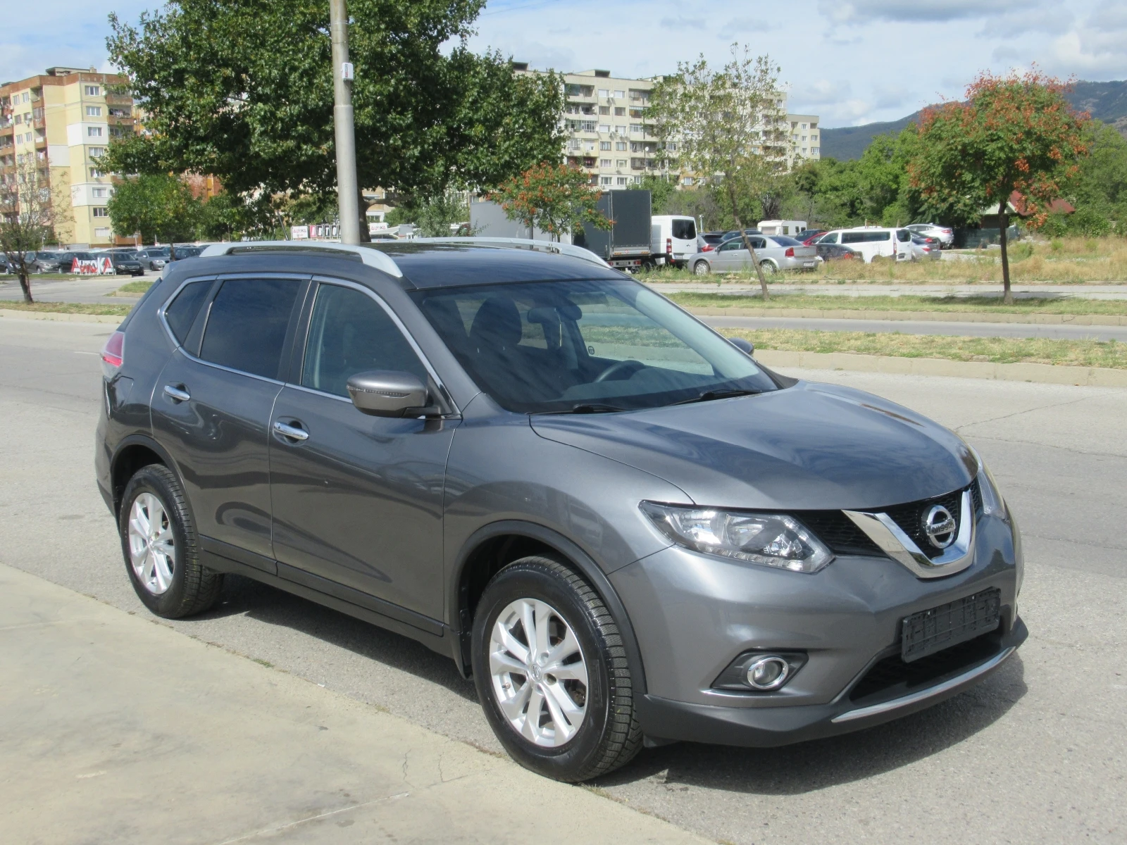 Nissan X-trail 2.5i 172ps SV - изображение 7