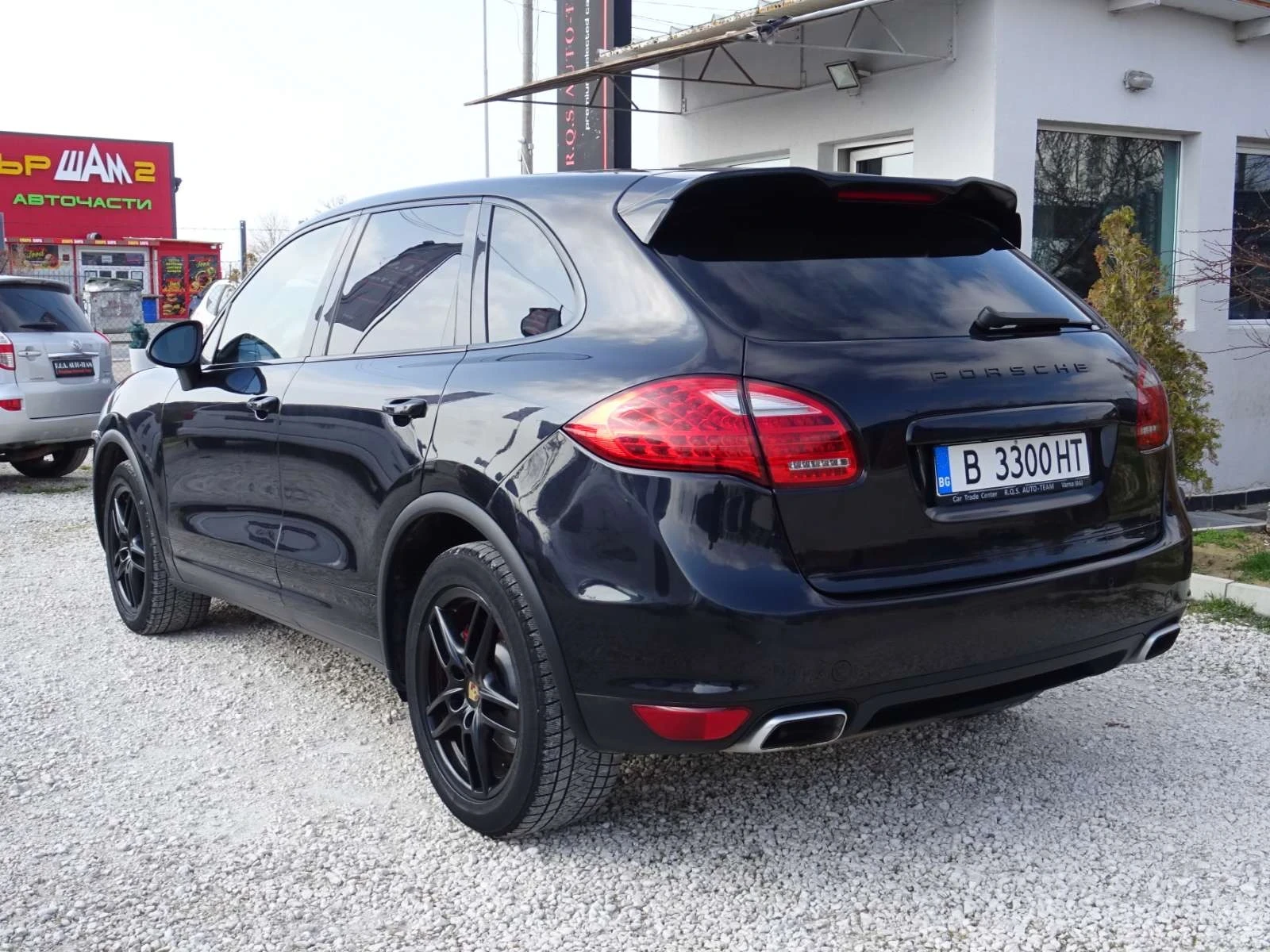 Porsche Cayenne 3.0 - изображение 5