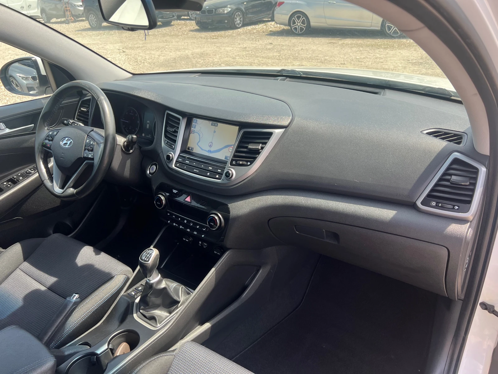 Hyundai Tucson 1.7 CRDI X POSIBLE | Mobile.bg   14