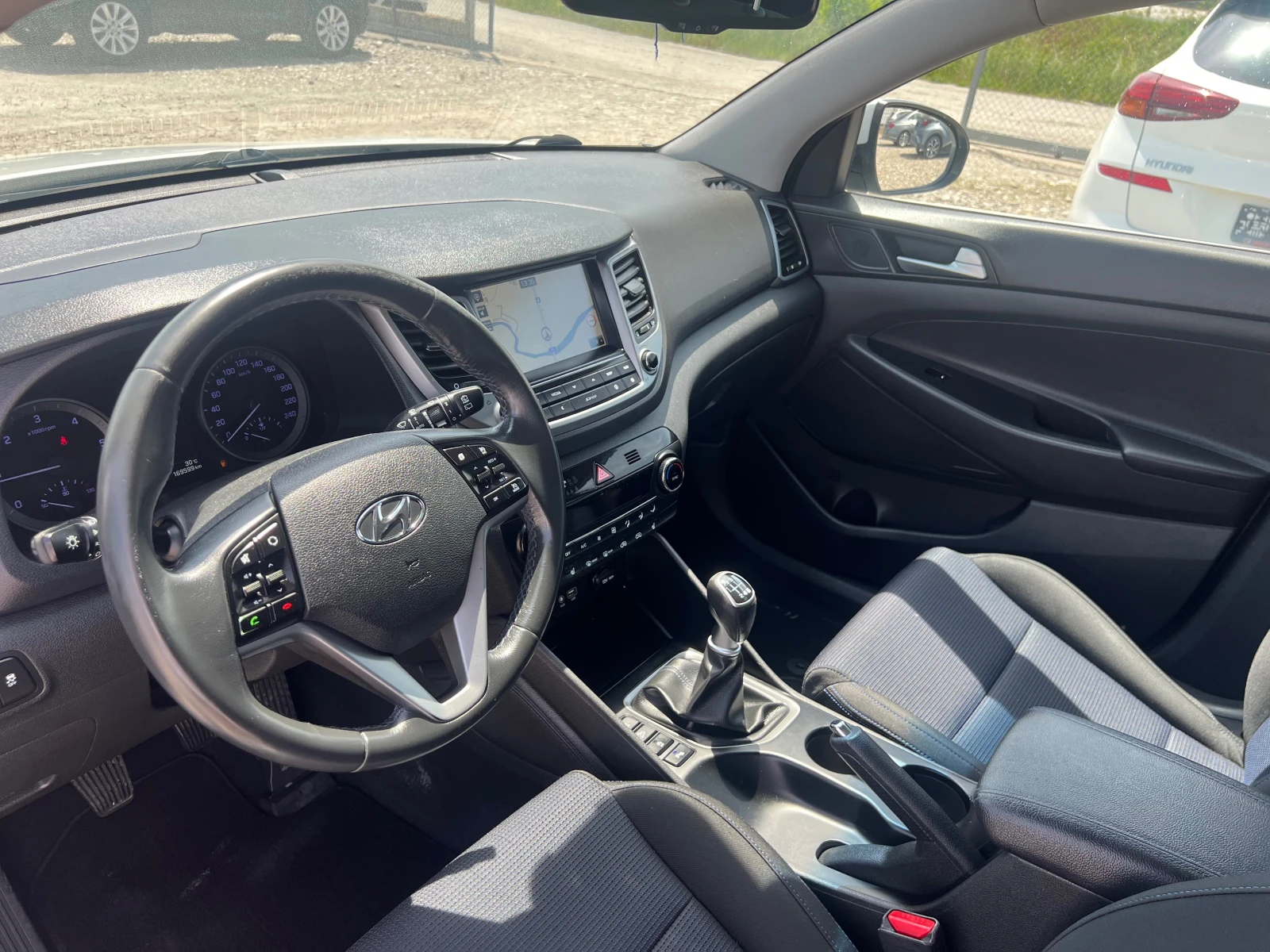 Hyundai Tucson 1.7 CRDI X POSIBLE | Mobile.bg   12