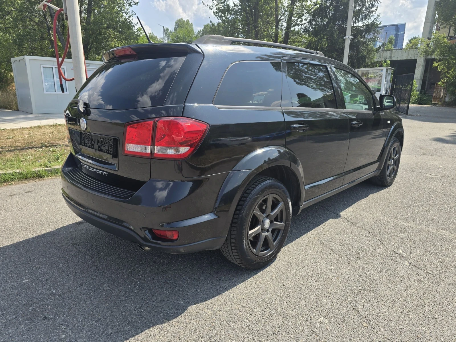 Fiat Freemont 2.0D/140КС/MULTIJET/7 МЕСТЕН/КОЖА/DVD-TV  - изображение 4