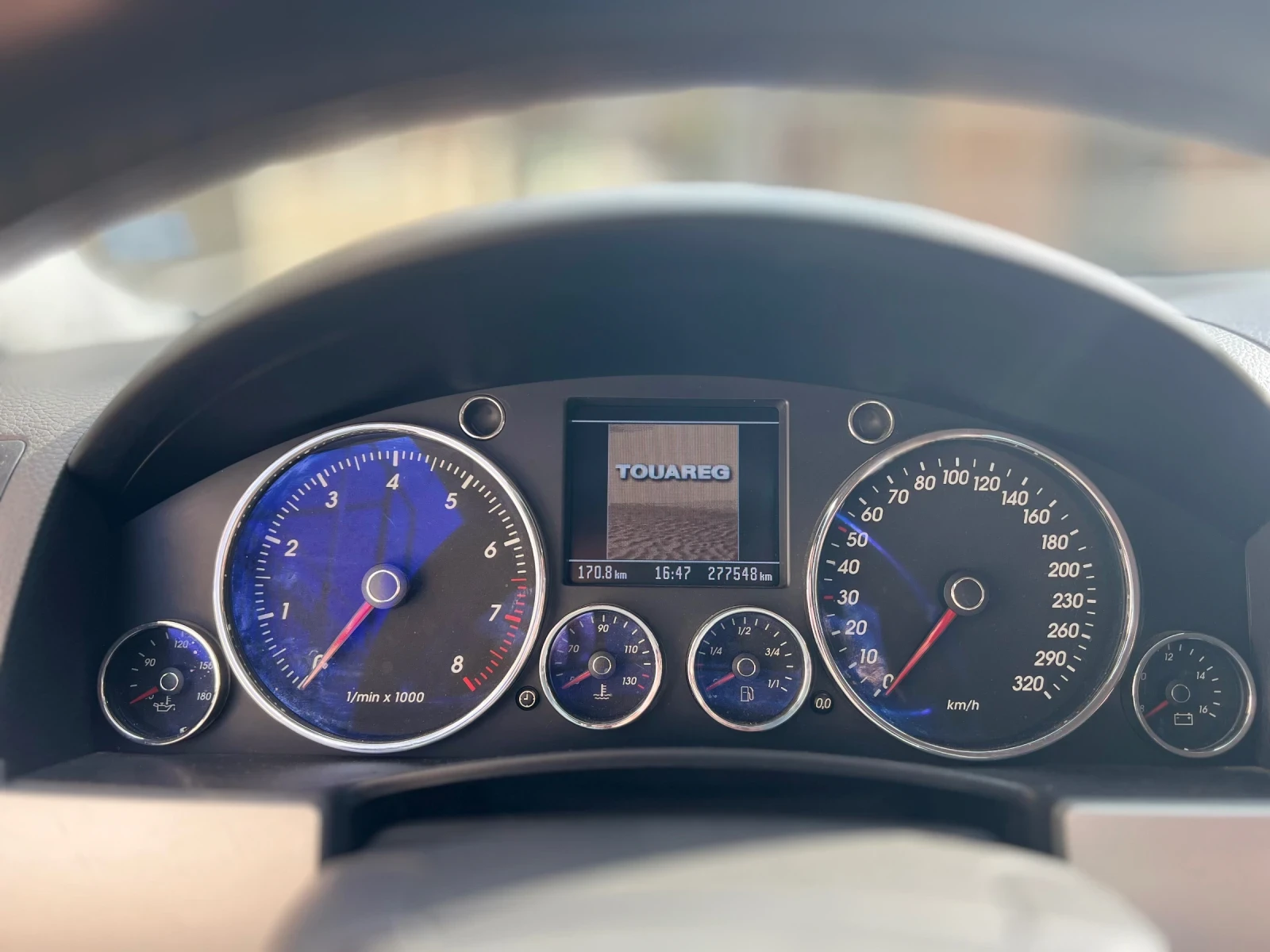 VW Touareg 3.2 V6 241!!!, снимка 11 - Автомобили и джипове - 54073806