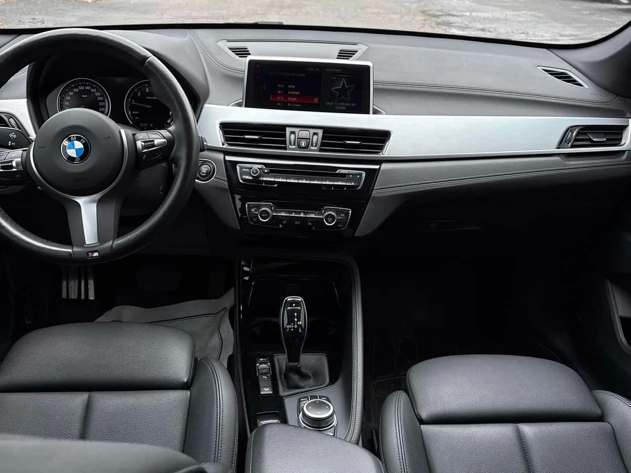 BMW X1 XDRIVE28I * FULL M PACK* ПАНОРАМА* ПОДГРЕВИ* КАМЕР, снимка 9 - Автомобили и джипове - 54365497