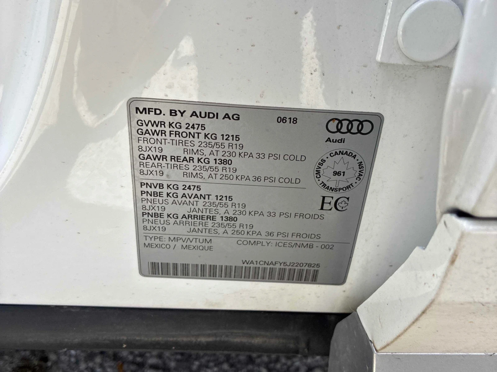 Audi Q5 TECHNIK * ПОДГРЕВ * ПАНОРАМА * 360 * CARFAX, снимка 14 - Автомобили и джипове - 54654792