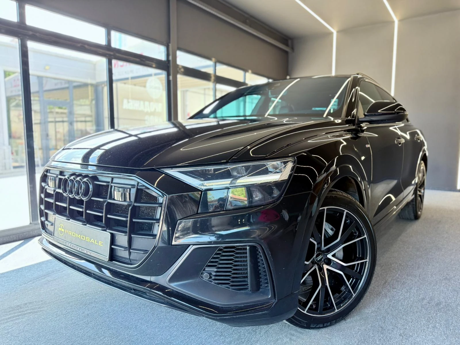 Audi Q8 S-Line* B&O* Pano* Обдух* Лизинг , снимка 3 - Автомобили и джипове - 54691426
