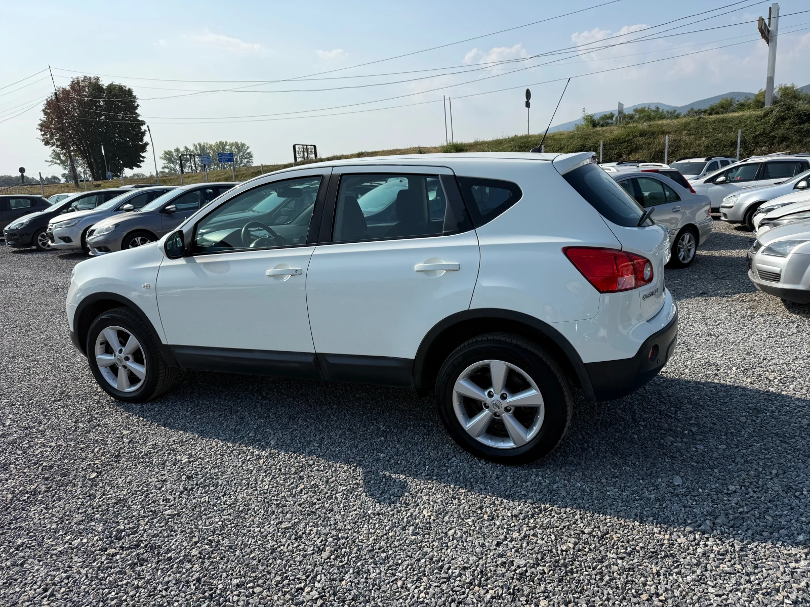 Nissan Qashqai 1.6 I EVRO 4, снимка 7 - Автомобили и джипове - 55799767