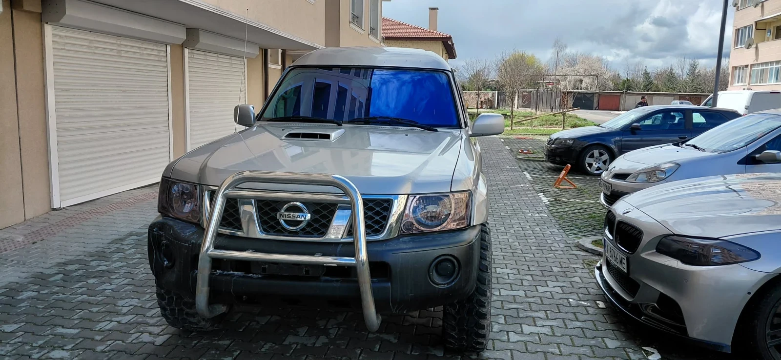 Nissan Patrol Y61 , снимка 2 - Автомобили и джипове - 56273076