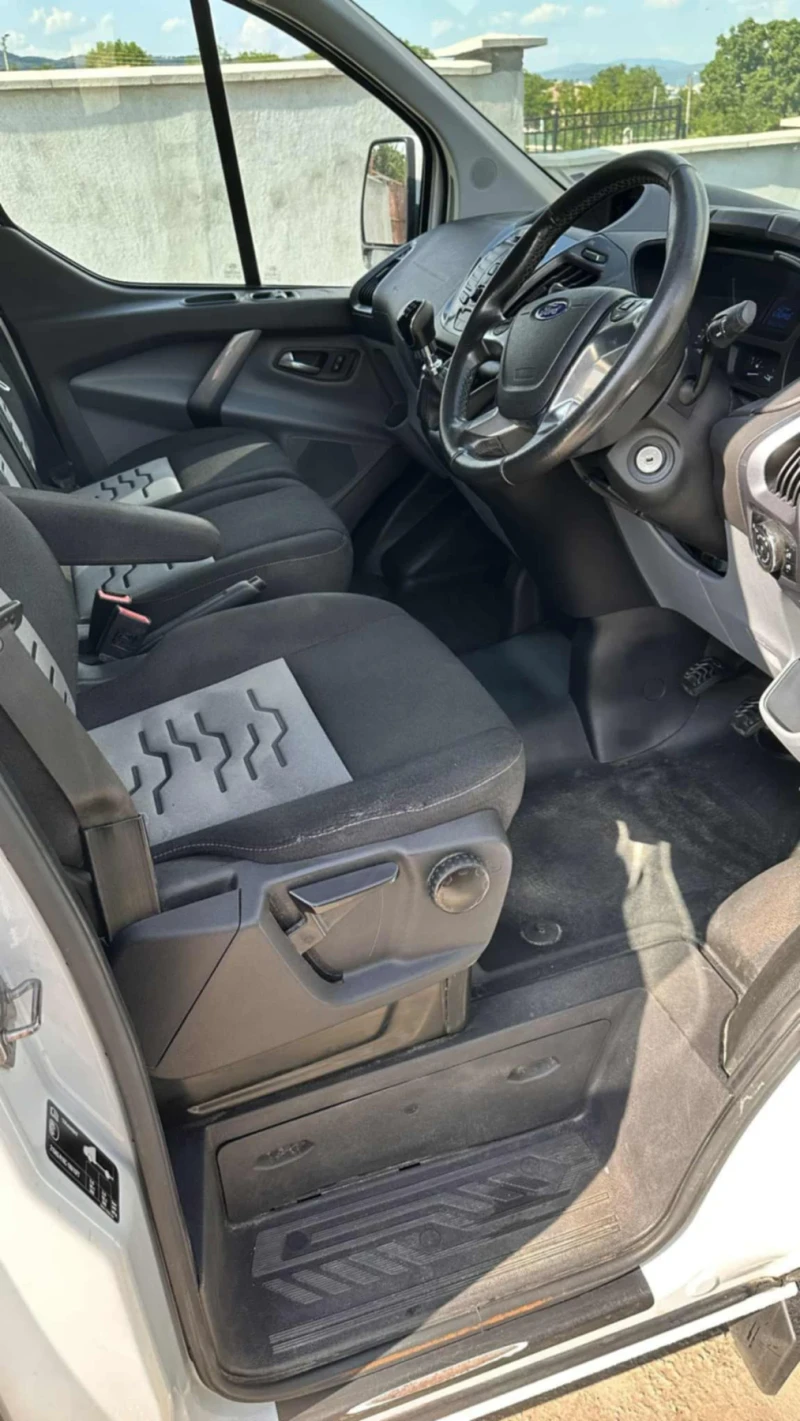 Ford Transit Custom, снимка 15 - Бусове и автобуси - 50886307