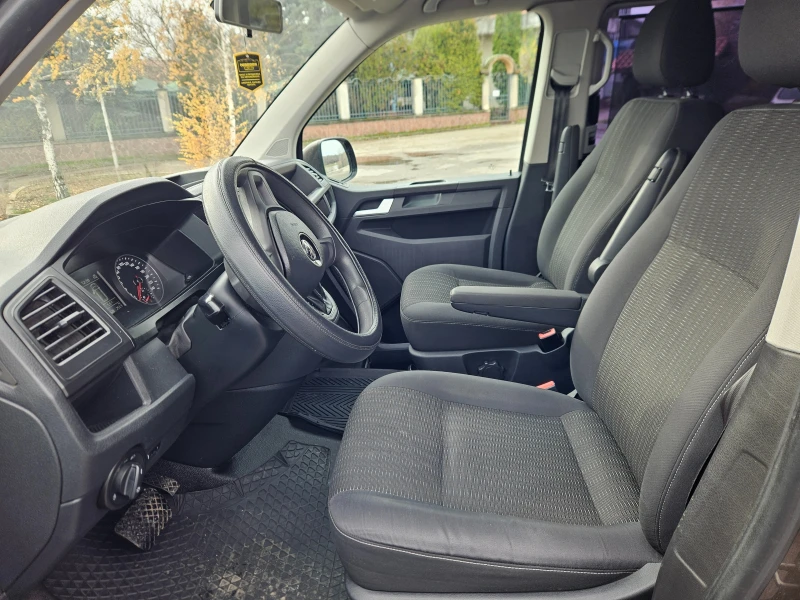 VW Caravelle Лонг изпълнения 4x4, снимка 10 - Бусове и автобуси - 52590818