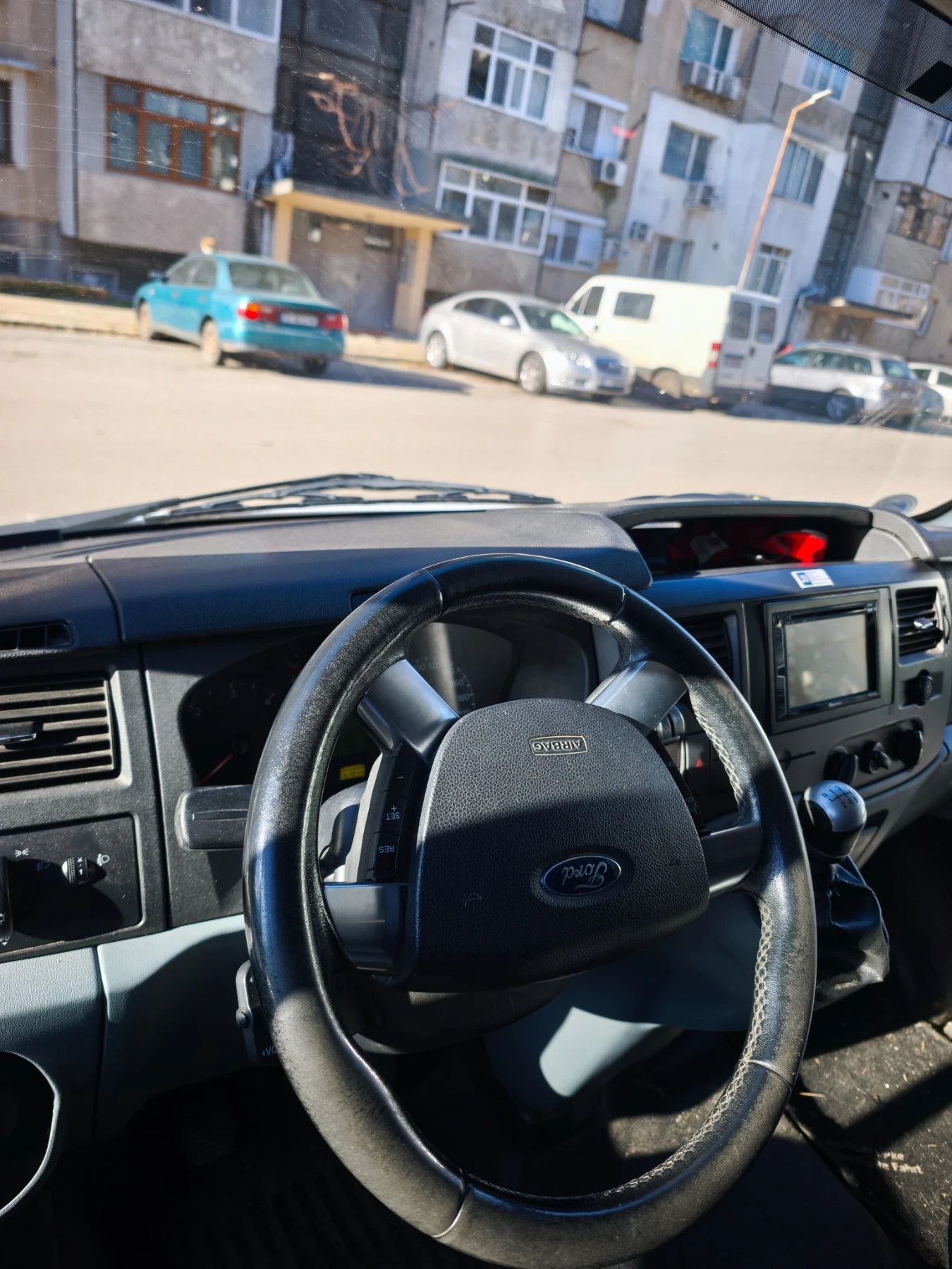 Ford Transit Trend - изображение 8