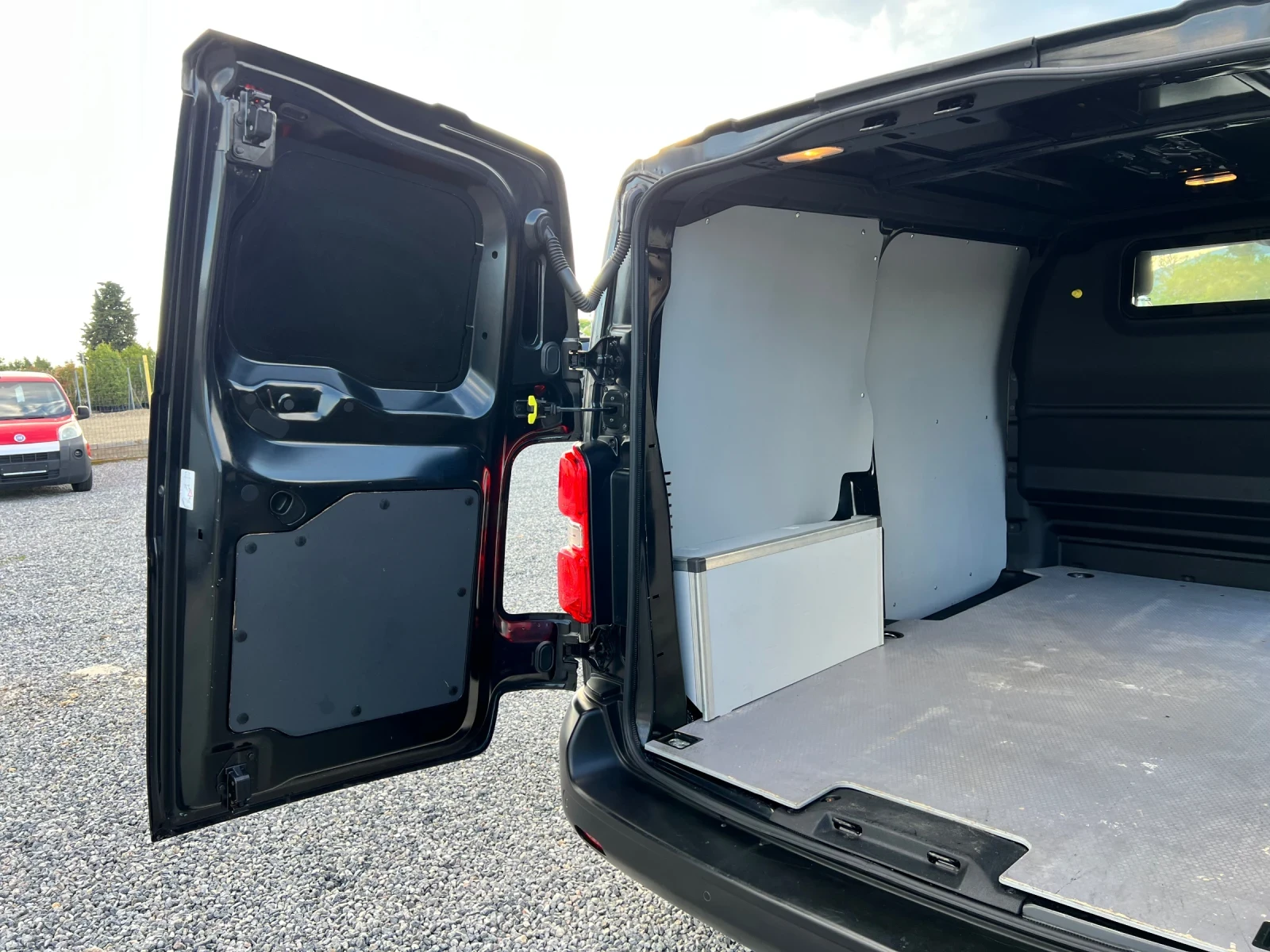 Citroen Jumpy, снимка 15 - Бусове и автобуси - 54568642