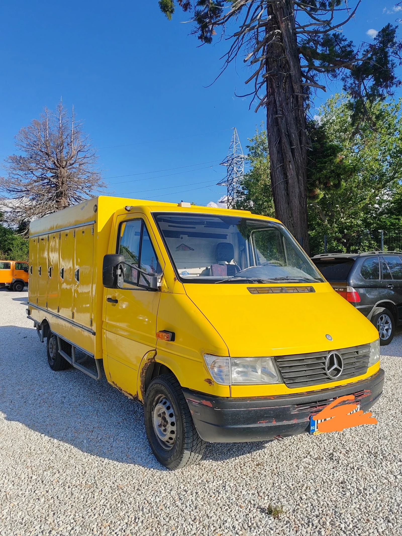 Mercedes-Benz 308 2.2, 79к.с. Хладилен - 30, снимка 2 - Бусове и автобуси - 54918067