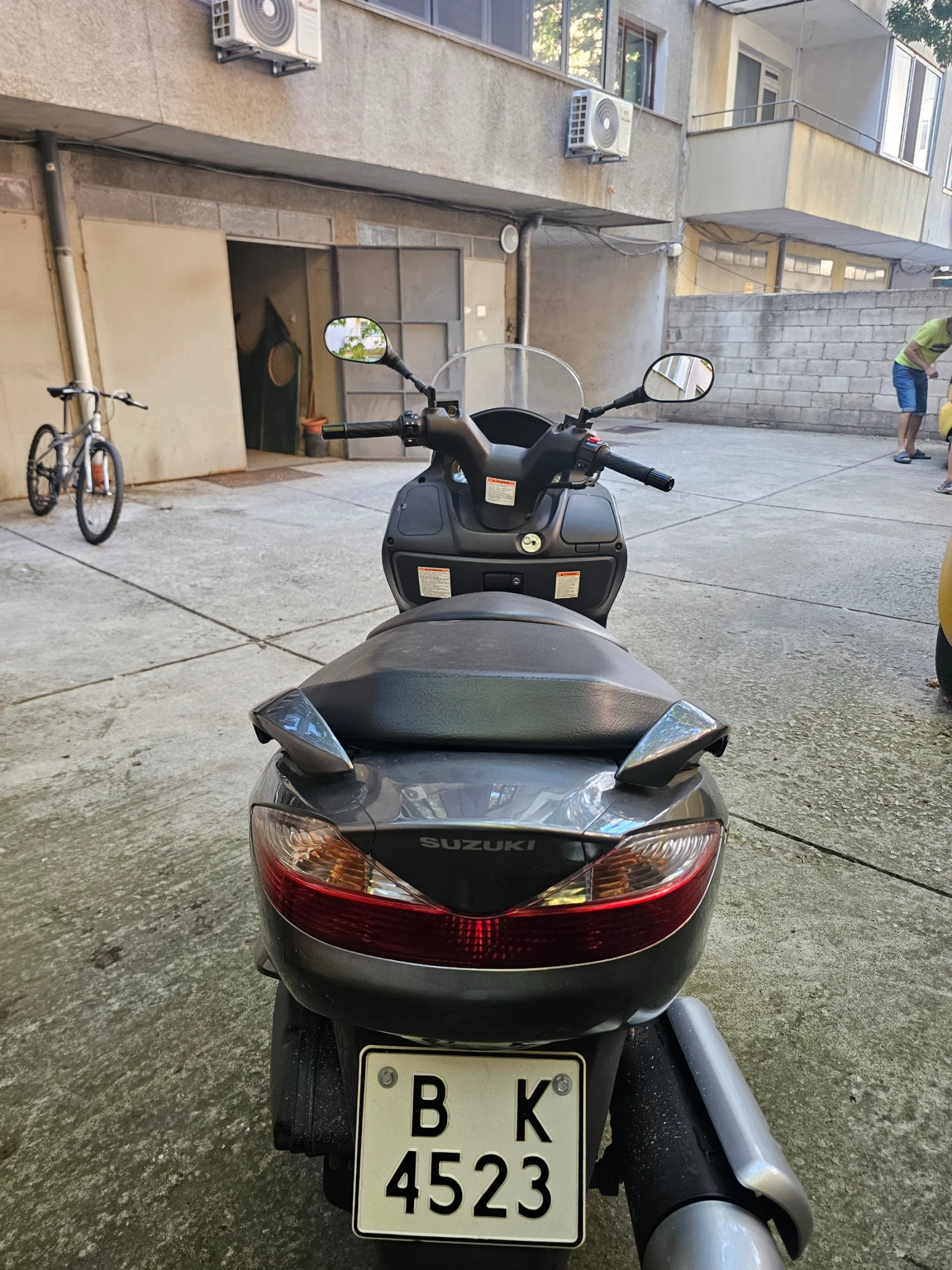 Suzuki Burgman 200 - изображение 4